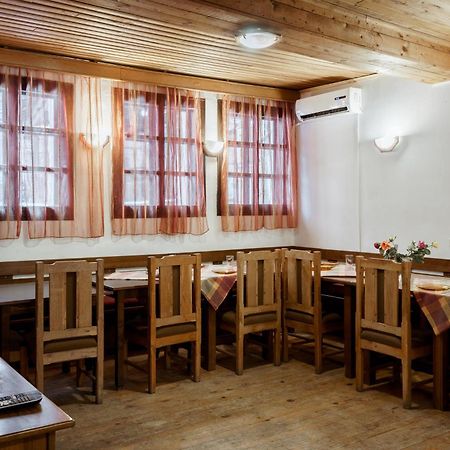 Къща За Гости Иван Карадимитров Bozhentsi Buitenkant foto