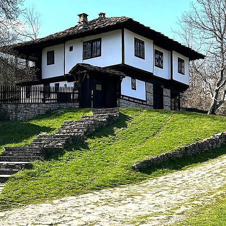 Къща За Гости Иван Карадимитров Bozhentsi Buitenkant foto